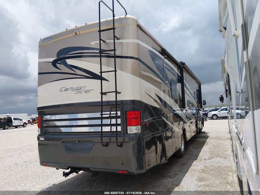 2015 FORD F53 auction photo 4