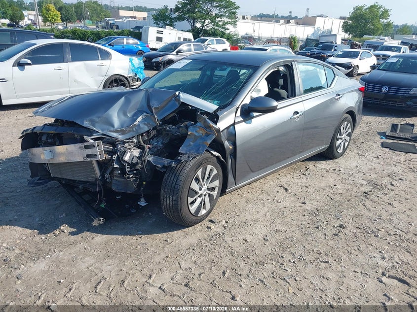 2020 Nissan Altima, Front End, IAAI, VIN 1N4BL4BV4LC181712 — photo 2