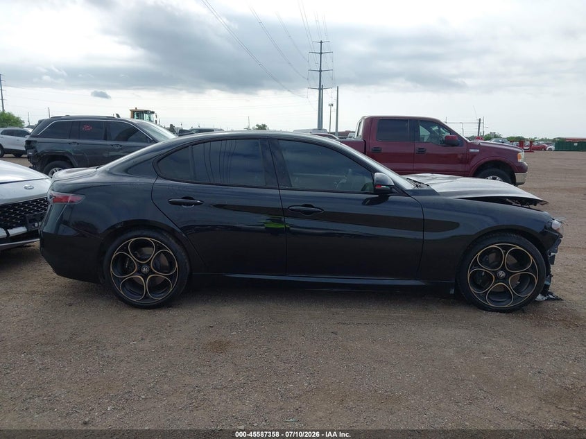 2025 ALFA ROMEO GIULIA SEDAN 2.0L I-4 DI, VVT, TURBO, 280HP
