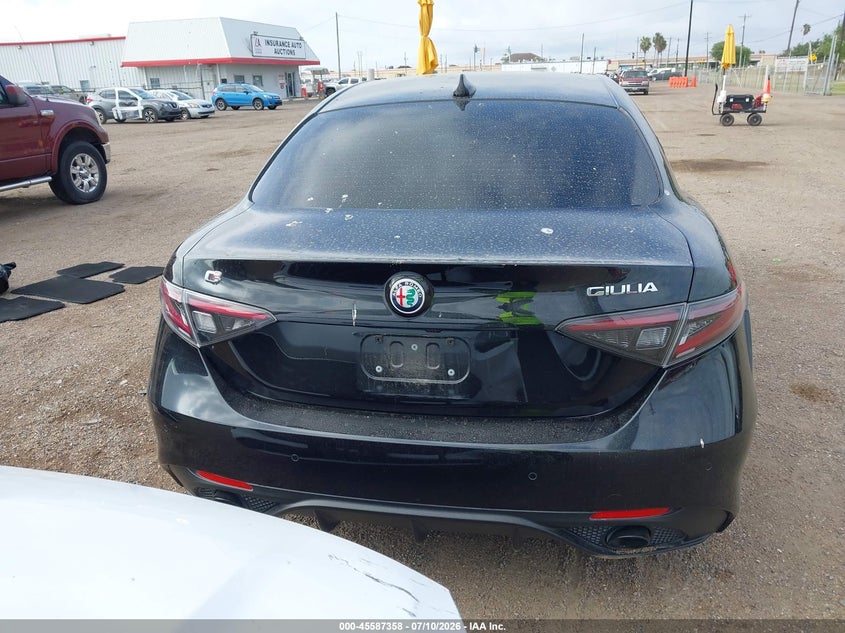 2025 ALFA ROMEO GIULIA SEDAN 2.0L I-4 DI, VVT, TURBO, 280HP