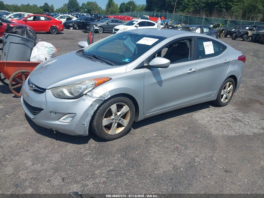 2012 Hyundai Elantra, Удар спереду, IAAI, VIN 5NPDH4AE8CH116923 — фото 2
