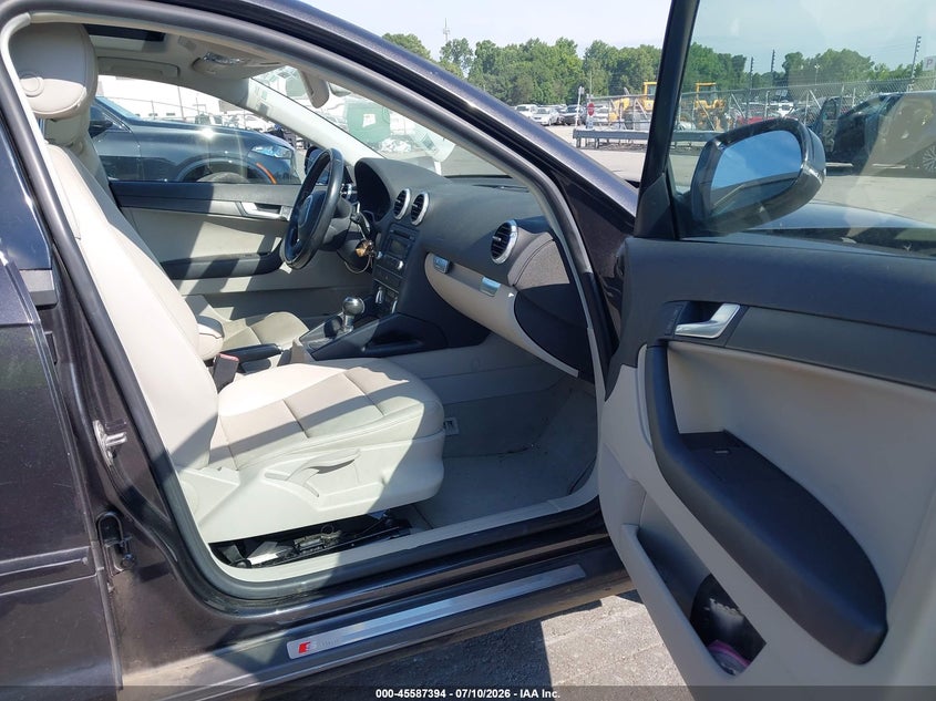 2011 AUDI A3 auction photo 5