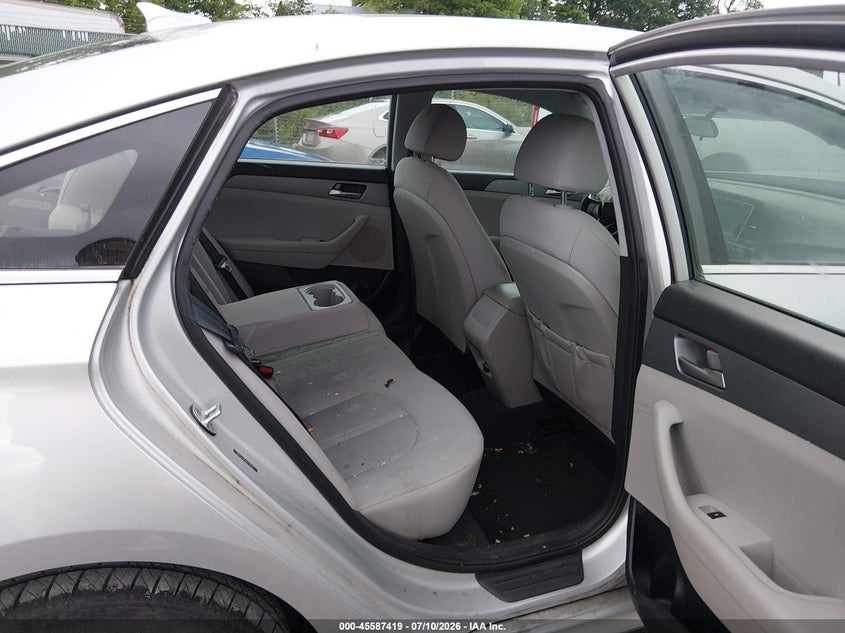 2019 HYUNDAI SONATA auction photo 8