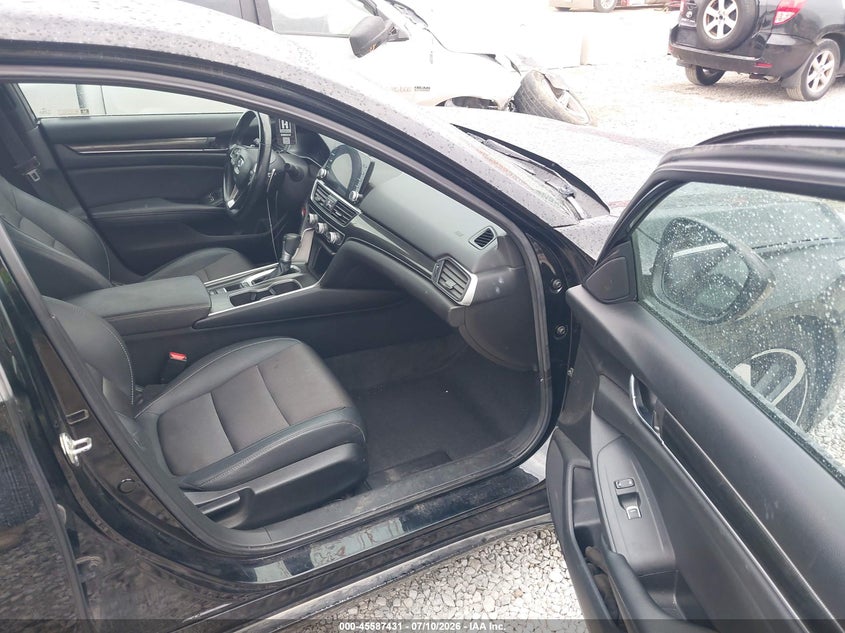 2020 HONDA ACCORD auction photo 5