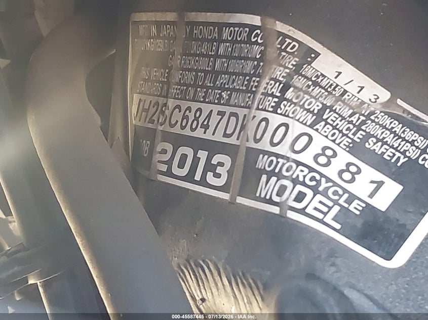 2013 Honda Gl1800 B VIN: JH2SC6847DK000881 Lot: 45587445