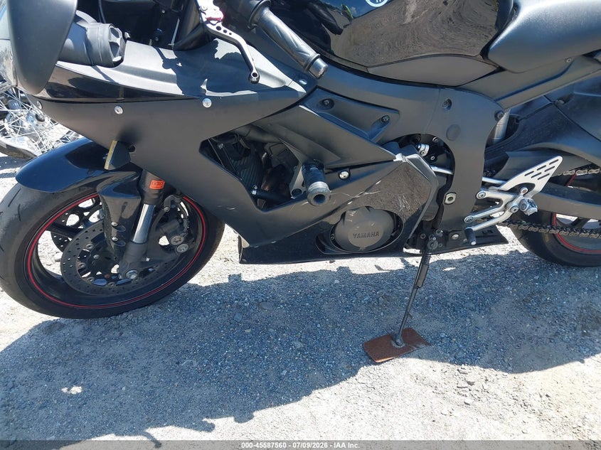 2005 Yamaha Yzfr6 L VIN: JYARJ06E35A030209 Lot: 45587560