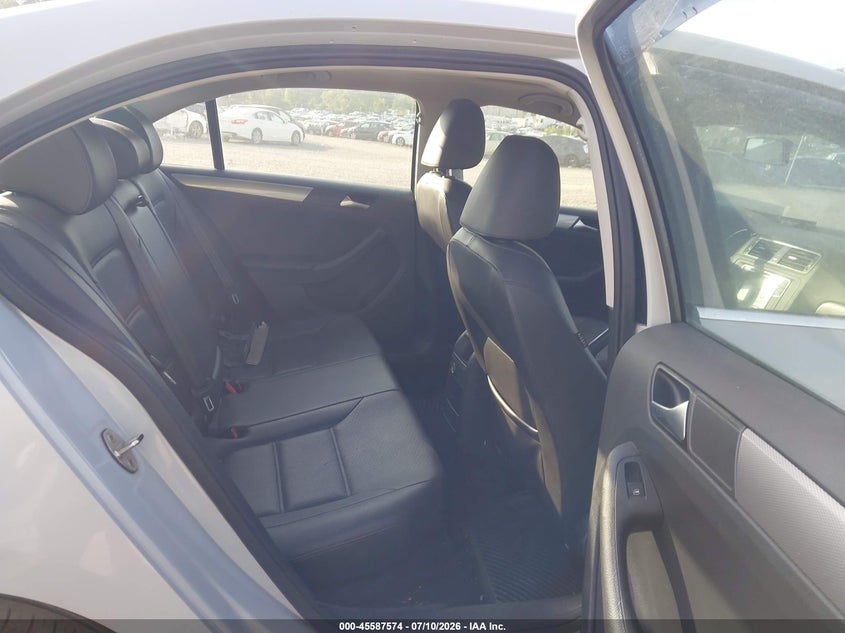 VOLKSWAGEN JETTA 2017 VIN 3VWB67AJ8HM328828