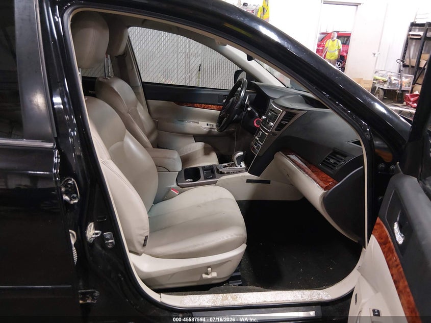 2011 Subaru Legacy 2.5I Limited VIN: 4S3BMCJ64B3258301 Lot: 45587594