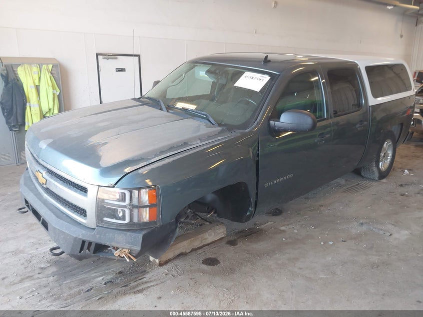 2011 CHEVROLET SILVERADO 1500 auction photo 2