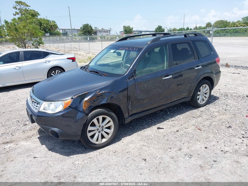 Vin: jf2shaec8dh414789, lot: 46086006, subaru forester 2.5x limited 20132