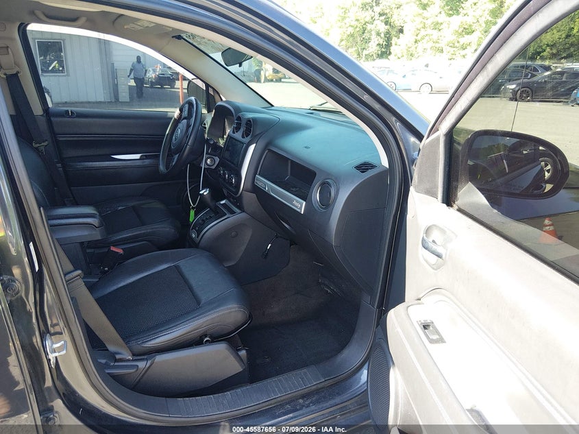 2014 JEEP COMPASS auction photo 5