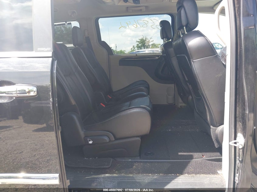 2013 Chrysler Town & Country Limited VIN: 2C4RC1GGXDR805183 Lot: 45587692