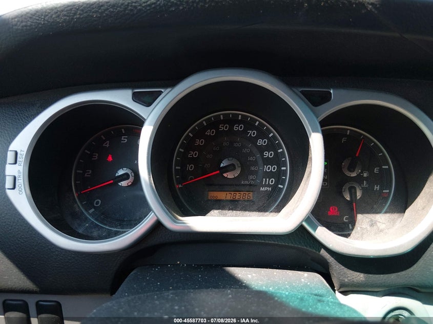 2003 TOYOTA 4RUNNER auction photo 7