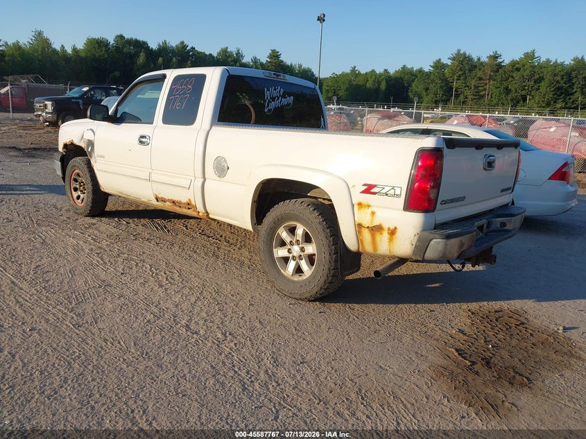 2005 CHEVROLET SILVERADO 1500 auction photo 3