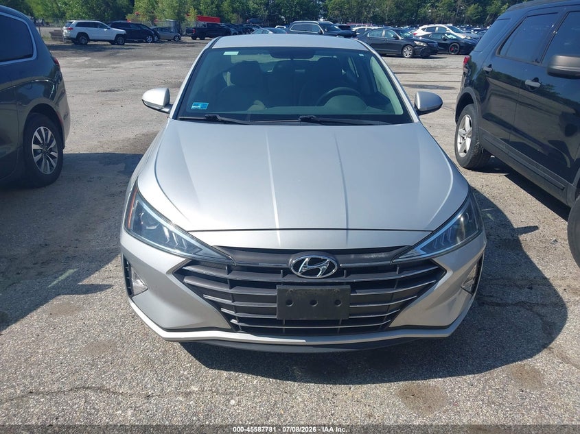 2019 HYUNDAI ELANTRA SE — Фото 12