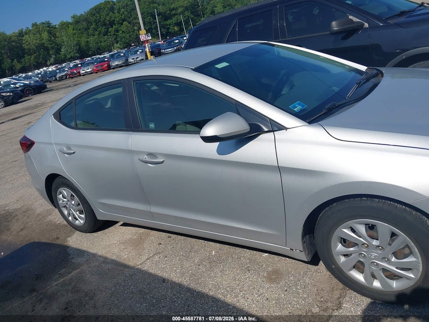 2019 HYUNDAI ELANTRA SE — Фото 13