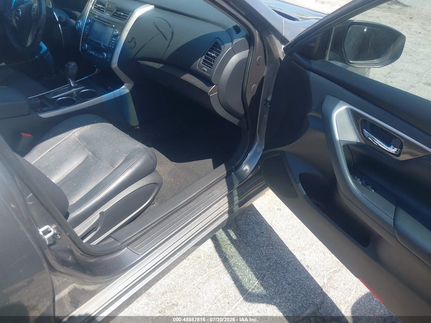 2014 NISSAN ALTIMA auction photo 5