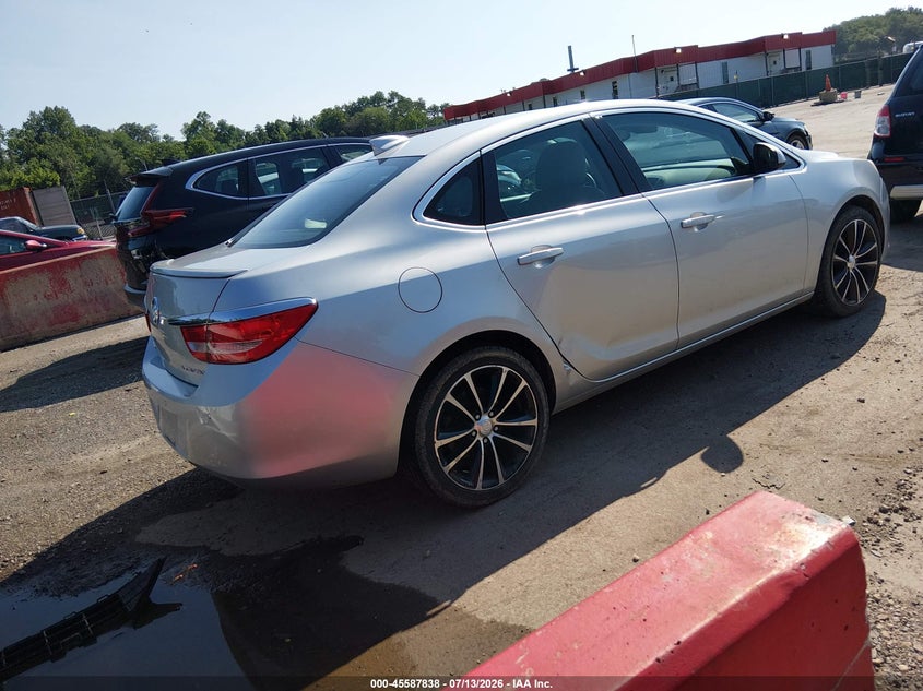 2017 BUICK VERANO auction photo 4
