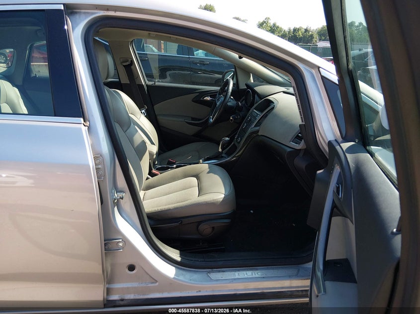 2017 BUICK VERANO auction photo 5