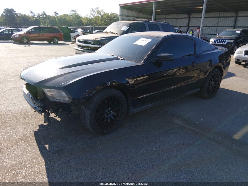 2012 FORD MUSTANG auction photo 2