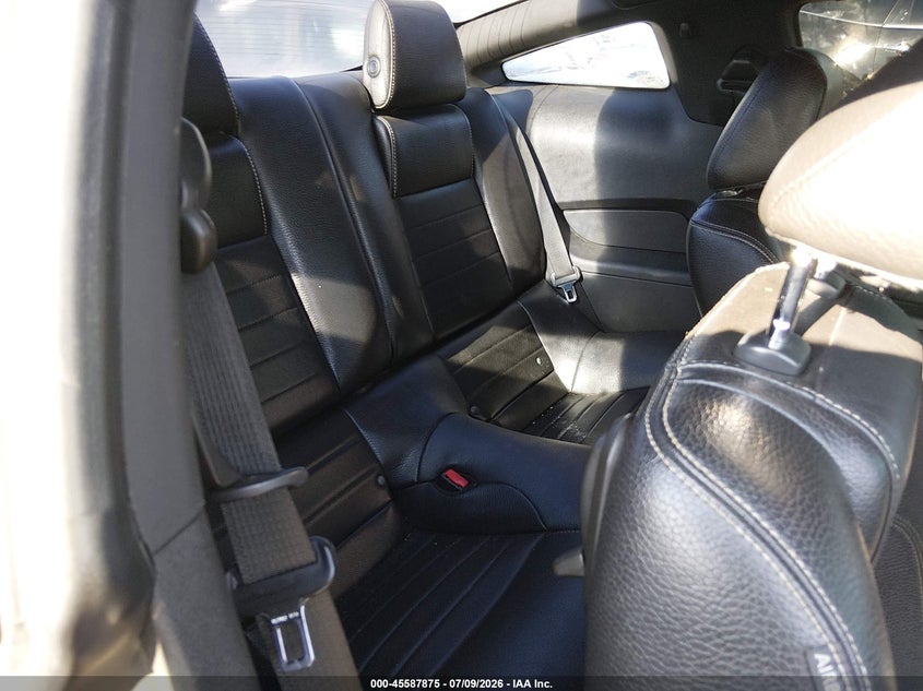2012 FORD MUSTANG auction photo 8