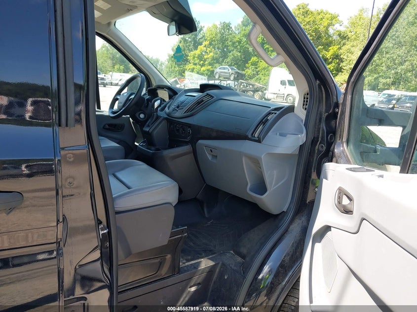 AtlanticExpress - Ford Transit-350