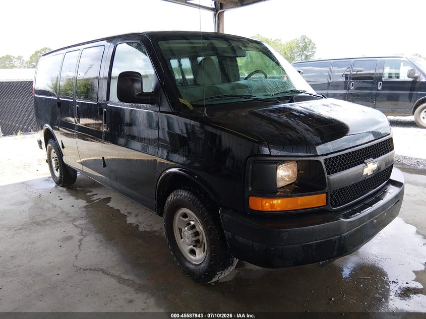 2015 CHEVROLET EXPRESS 2500 auction photo 1