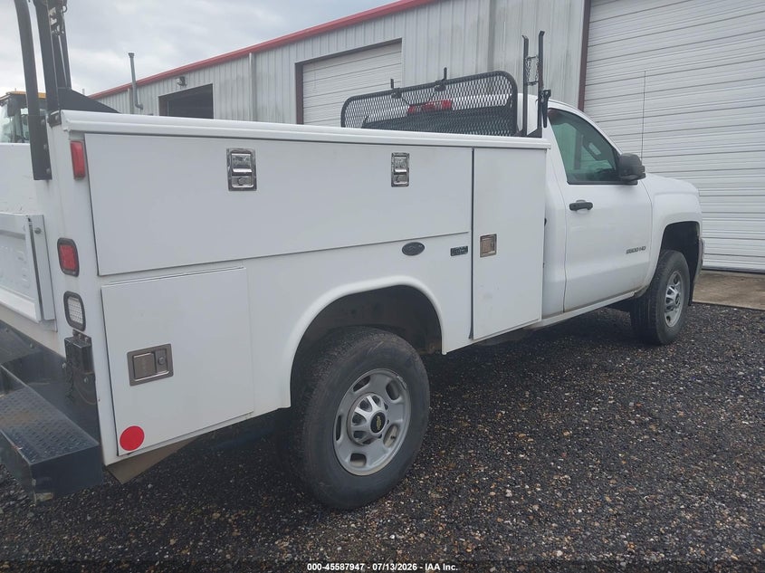 2016 CHEVROLET SILVERADO 2500HD auction photo 4