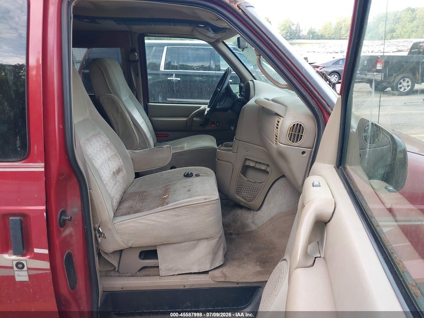 1998 GMC SAFARI auction photo 5