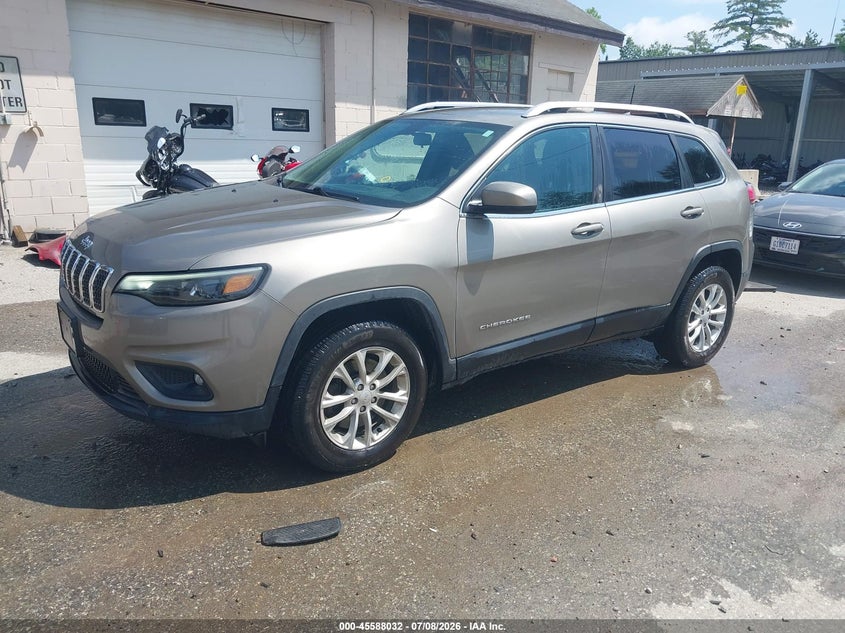 1C4PJMCB0KD450887 2019 Jeep Cherokee Latitude 4x4 photo 1
