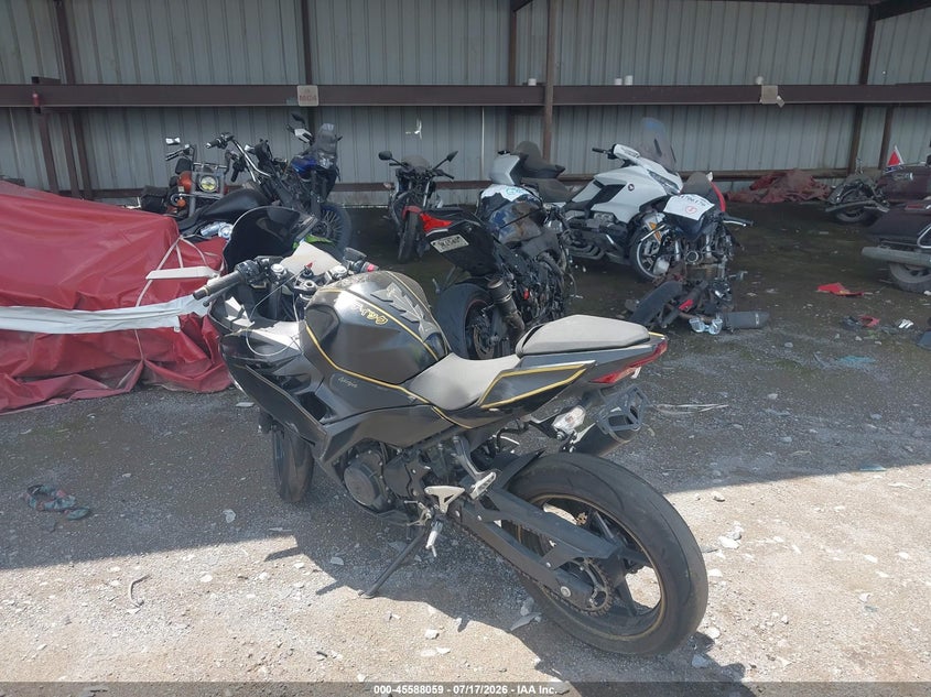 2022 KAWASAKI EX400 auction photo 3