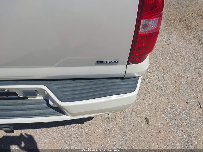 2009 CHEVROLET AVALANCHE 1500 auction photo 6