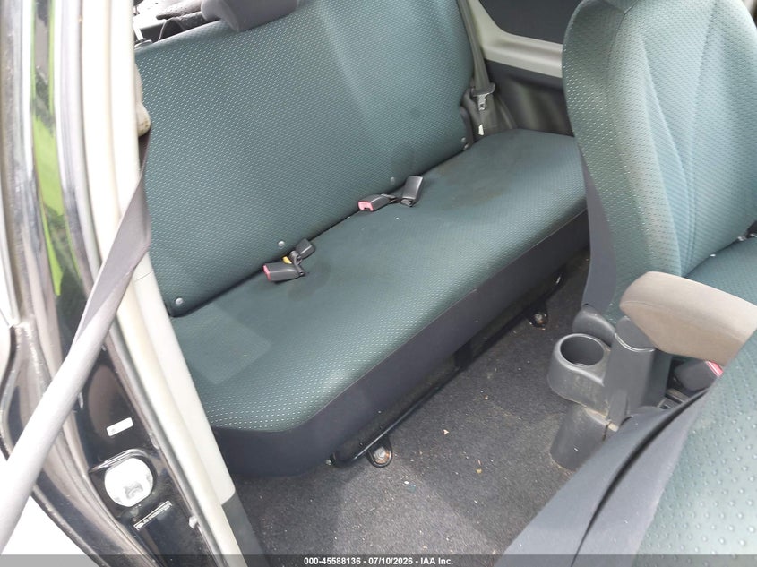 2008 Toyota Yaris VIN: JTDJT923685219910 Lot: 45588136