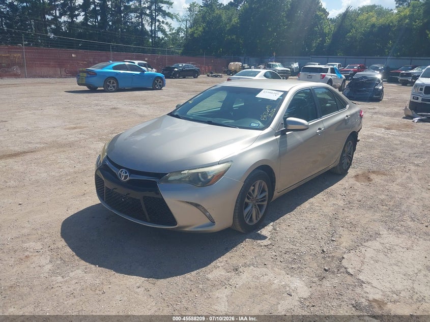4T1BF1FK3FU064262 2015 Toyota Camry Se photo 1