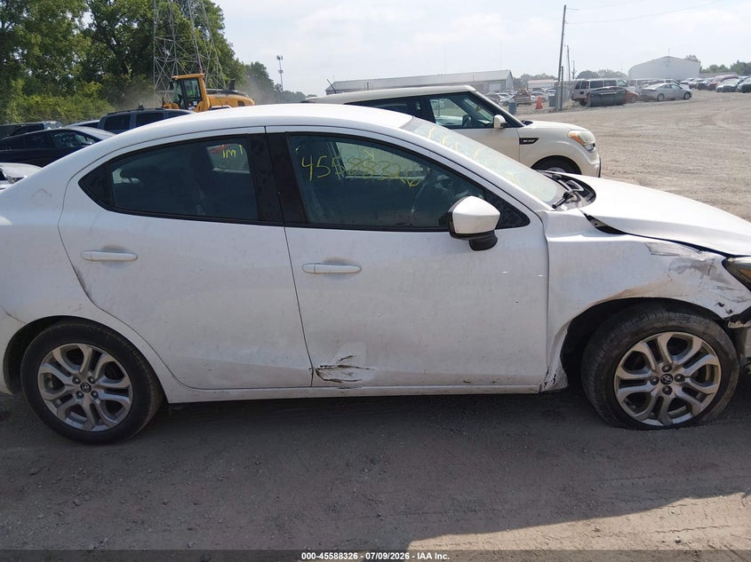 2018 Toyota Yaris Ia VIN: 3MYDLBYV2JY330185 Lot: 45588326