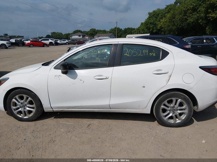 2018 Toyota Yaris Ia VIN: 3MYDLBYV2JY330185 Lot: 45588326