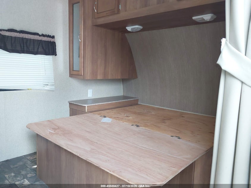 2016 COACHMEN CATALINA auction photo 5