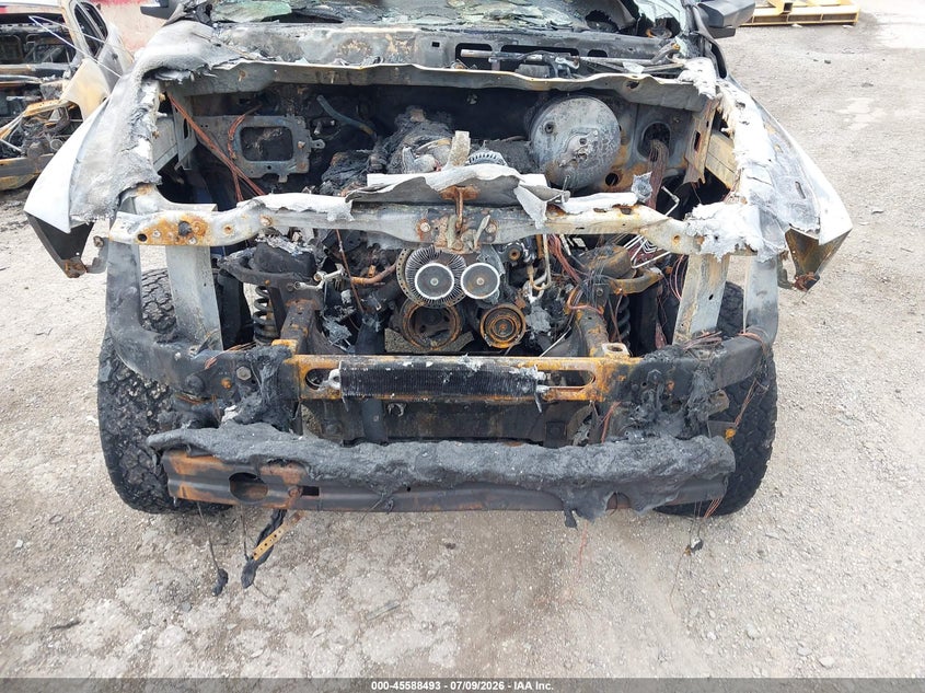 2010 DODGE RAM TRUCK 5.7L V-8 VVT, 390HP