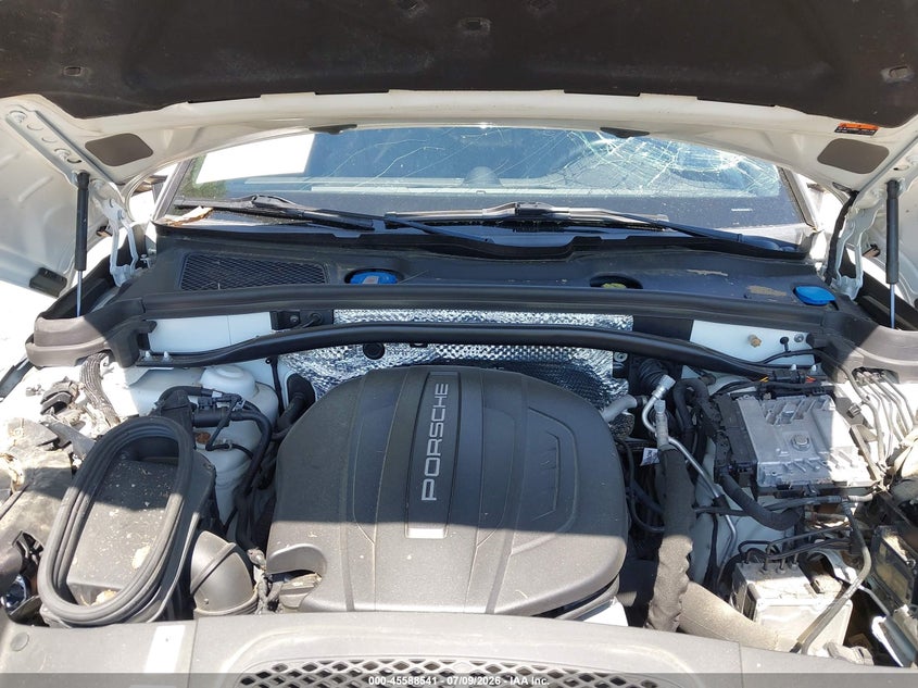2019 Porsche Macan VIN: WP1AA2A55KLB01655 Lot: 45588541