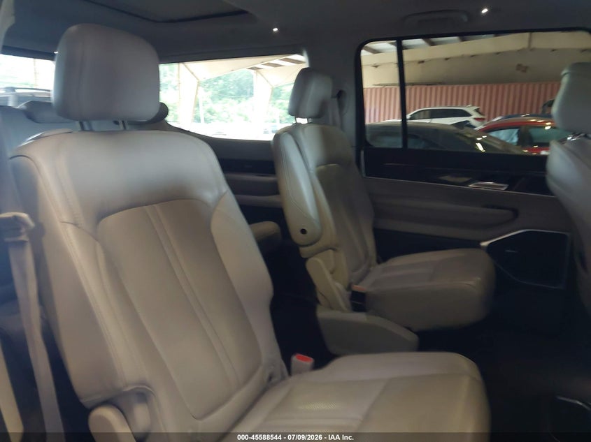 2022 Jeep Wagoneer Series Ii 4X2 VIN: 1C4SJUBT2NS115229 Lot: 45588544