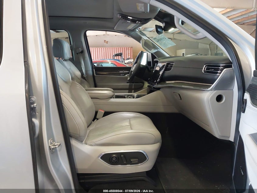 2022 JEEP WAGONEER auction photo 5