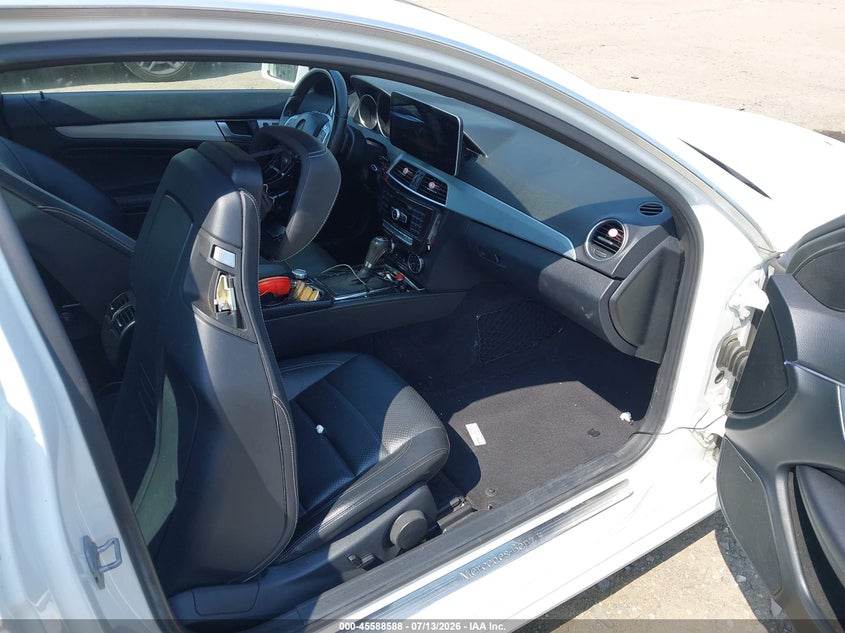 2014 MERCEDES-BENZ C 350 auction photo 5