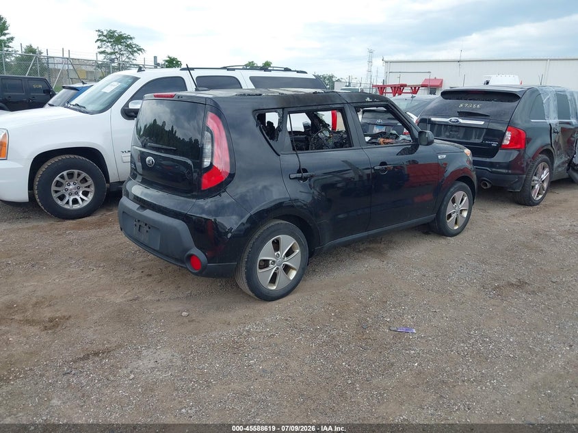 2016 KIA SOUL auction photo 4
