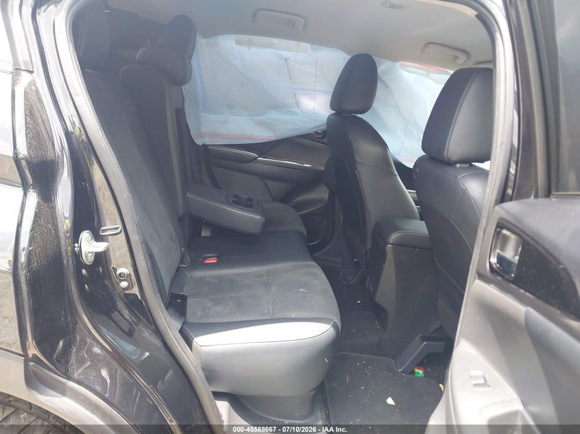 2024 Mitsubishi Eclipse Cross Se S-Awc/Sel S-Awc VIN: JA4ATWAA3RZ000728 Lot: 45588667