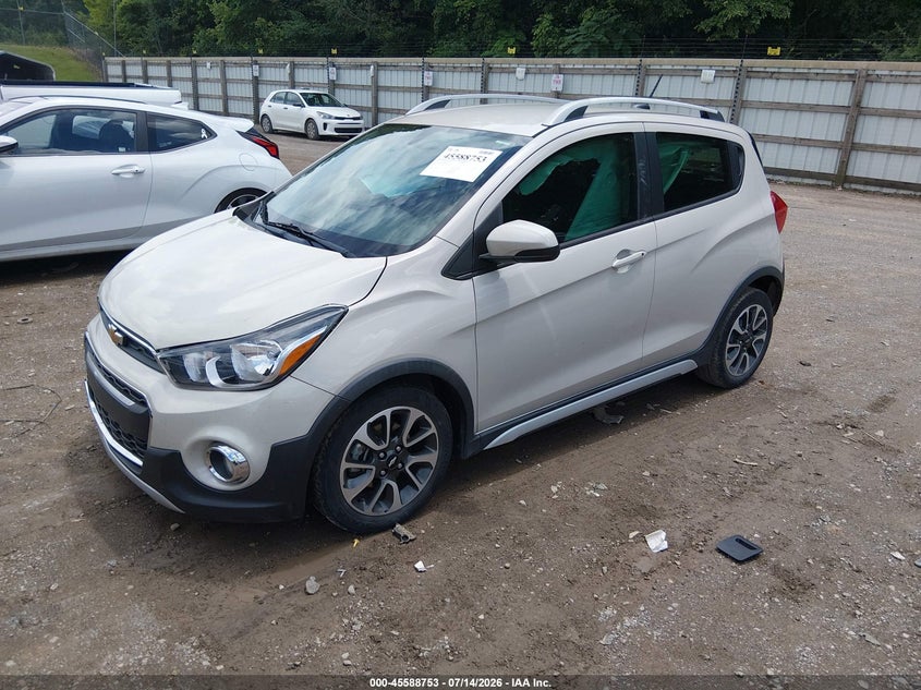 2020 Chevrolet Spark, Right Front, IAAI, VIN KL8CH6SA7LC402771 — photo 2