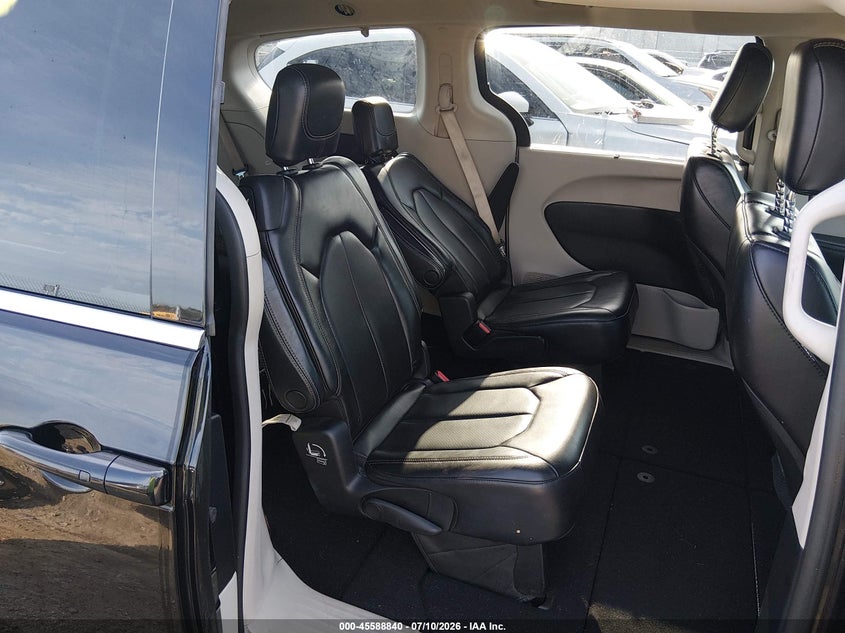 2020 Chrysler Voyager Lxi VIN: 2C4RC1DG5LR164107 Lot: 45588840
