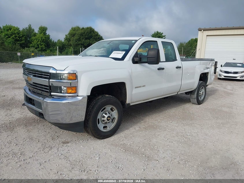 2015 CHEVROLET SILVERADO 2500HD auction photo 2
