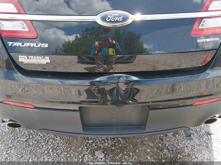 2017 FORD TAURUS auction photo 6