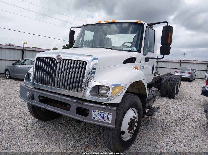 2006 INTERNATIONAL 7000 auction photo 2
