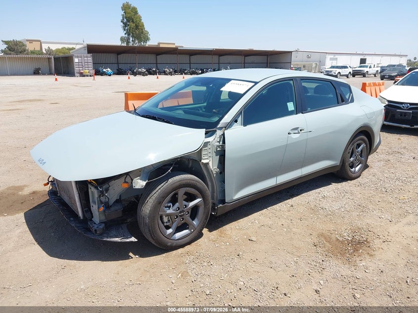 Vin: 3kpft4de8se101246, lot: 46087350, kia k4 lxs 20252